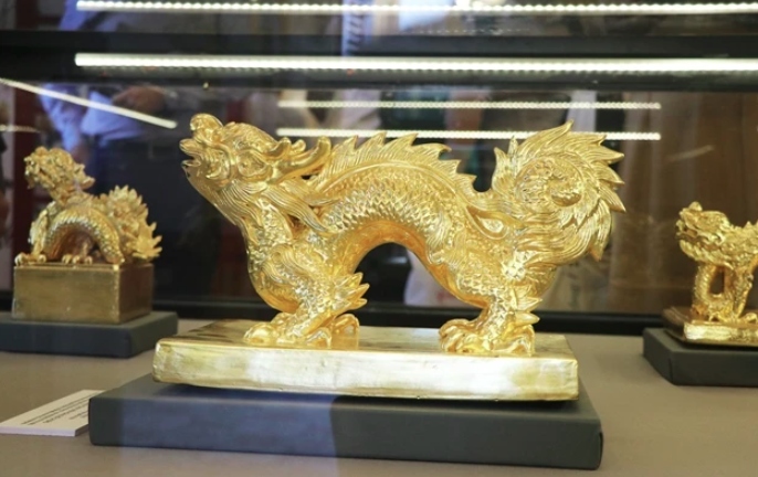 Ceramic exhibition showcases Nguyen Dynasty-style dragons